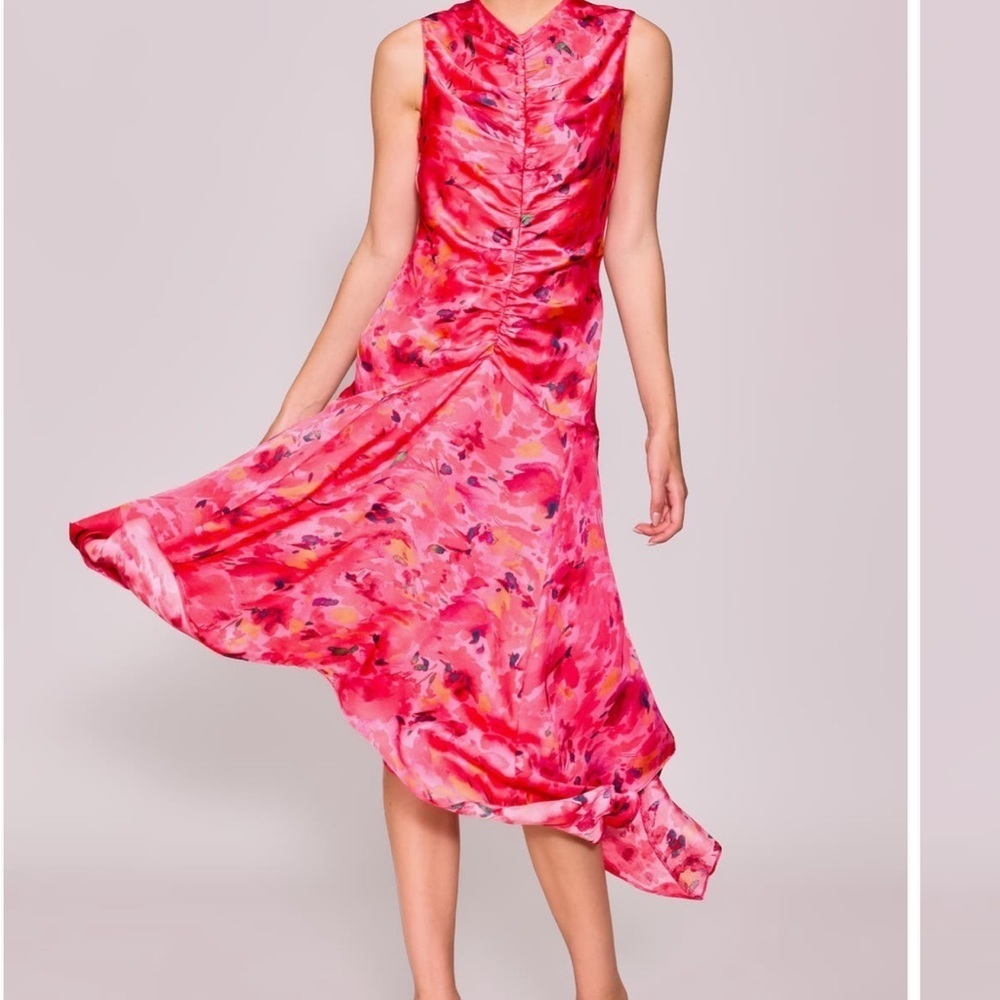 NWT floral handkerchief dress - Picture 2 of 15